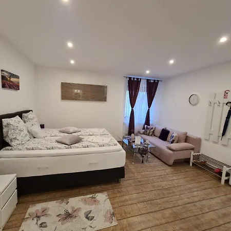 Lavender Studio Ultra Central Apartment *